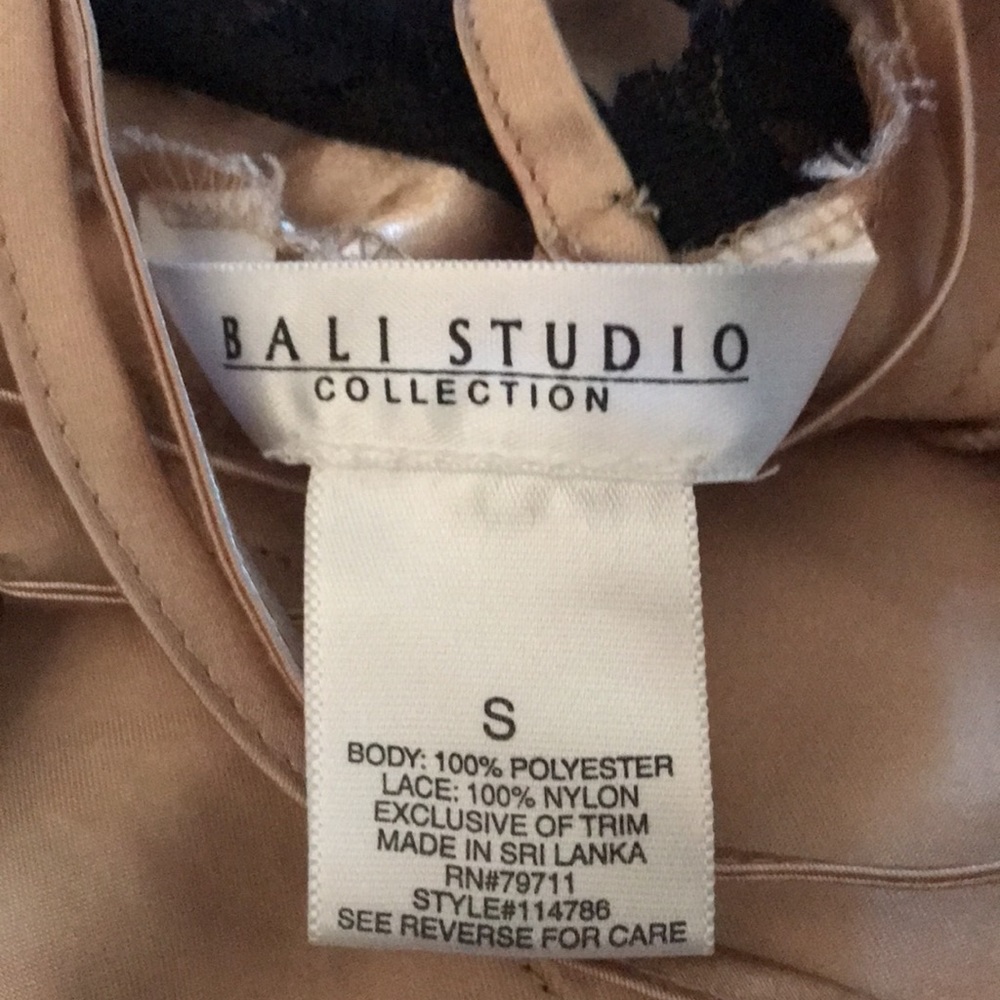 Bali Studio Collection Slip - Picture 3 of 3